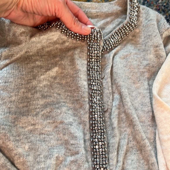 Gray & beige (2) cardigans - Picture 4 of 8